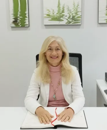 Dra. Josefa Álvarez, psicóloga colegiada en Huelva en Psiqueon